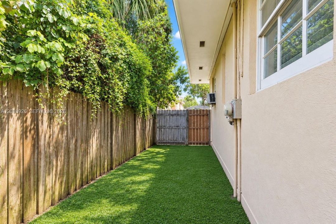 Active With Contract: $529,000 (0 beds, 0 baths, 1566 Square Feet)
