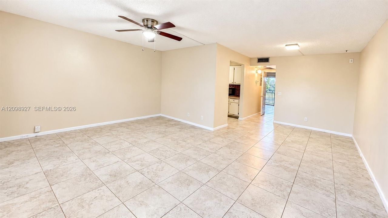En Venta: $139,000 (1 camas, 1 baños, 811 Pies cuadrados)