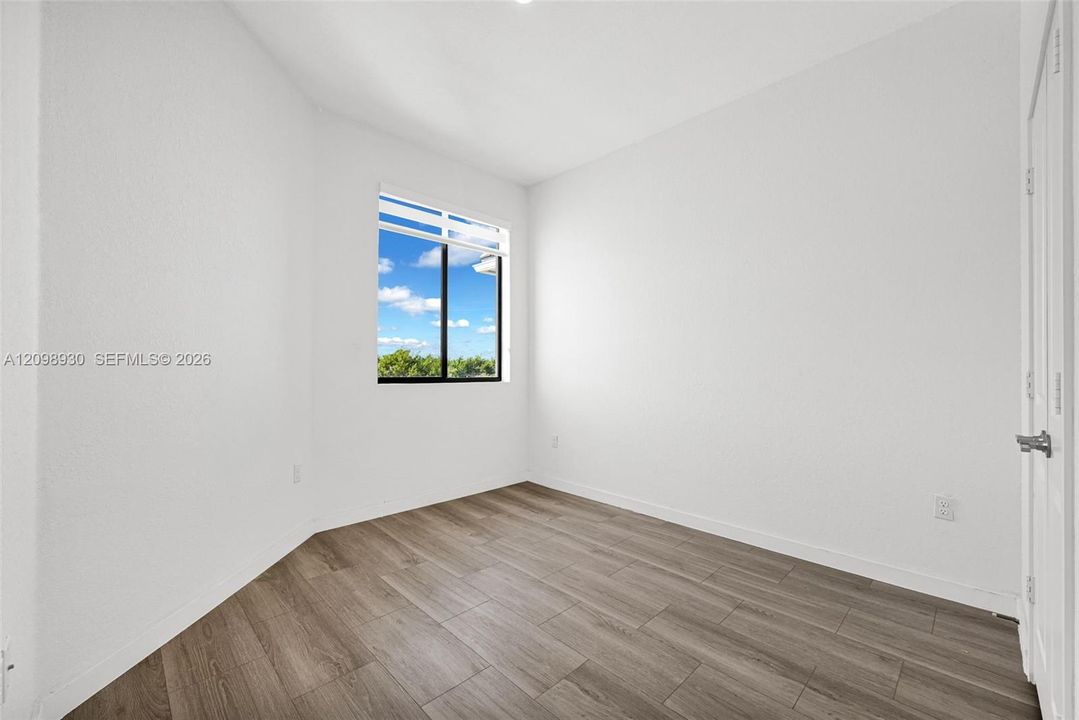En Renta: $2,800 (3 camas, 2 baños, 1530 Pies cuadrados)