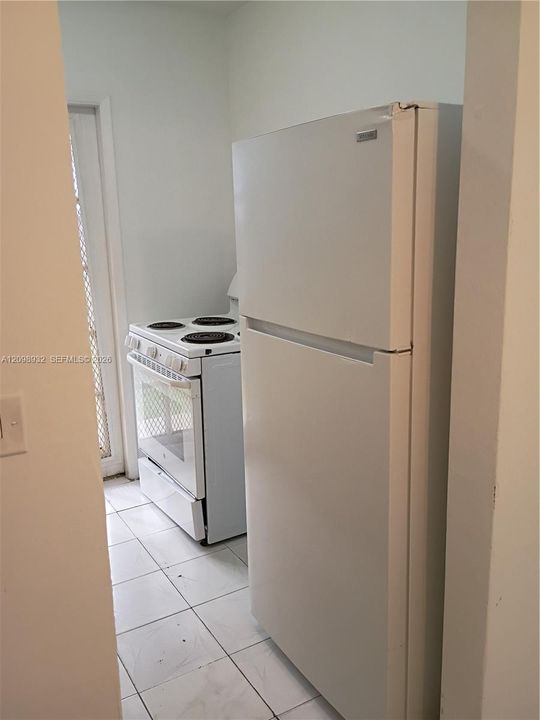 В аренду: $1,600 (10 спален, 10 ванн, 700 Квадратных фут)