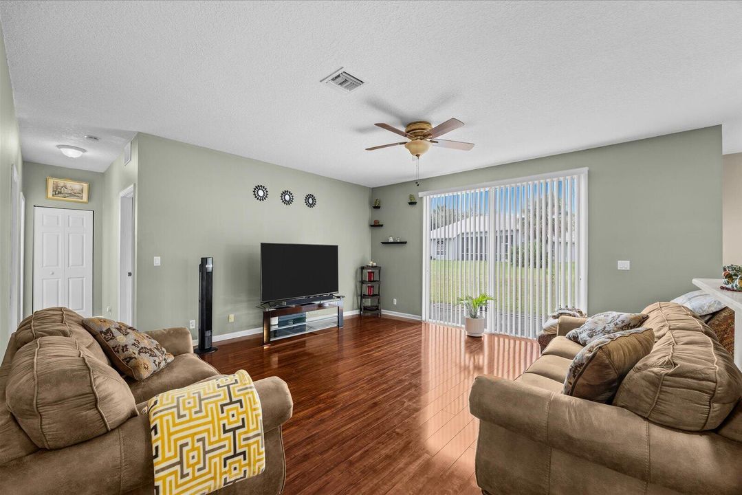 10-east in-10