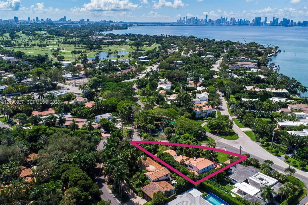 На продажу: $5,200,000 (5 спален, 5 ванн, 4892 Квадратных фут)