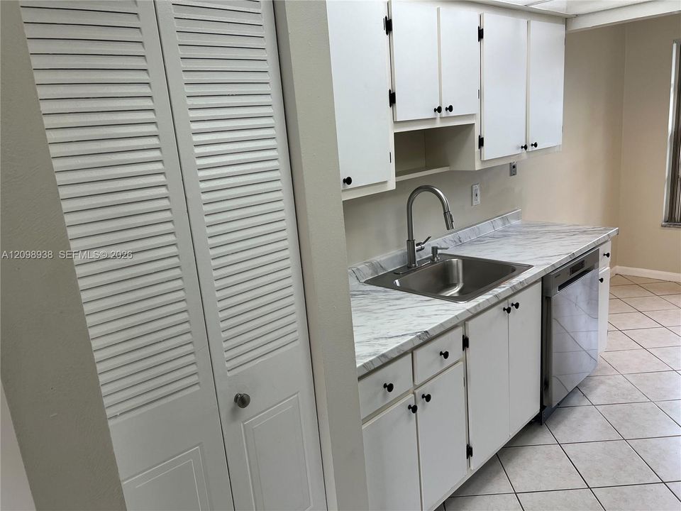 En Renta: $2,100 (2 camas, 2 baños, 1120 Pies cuadrados)