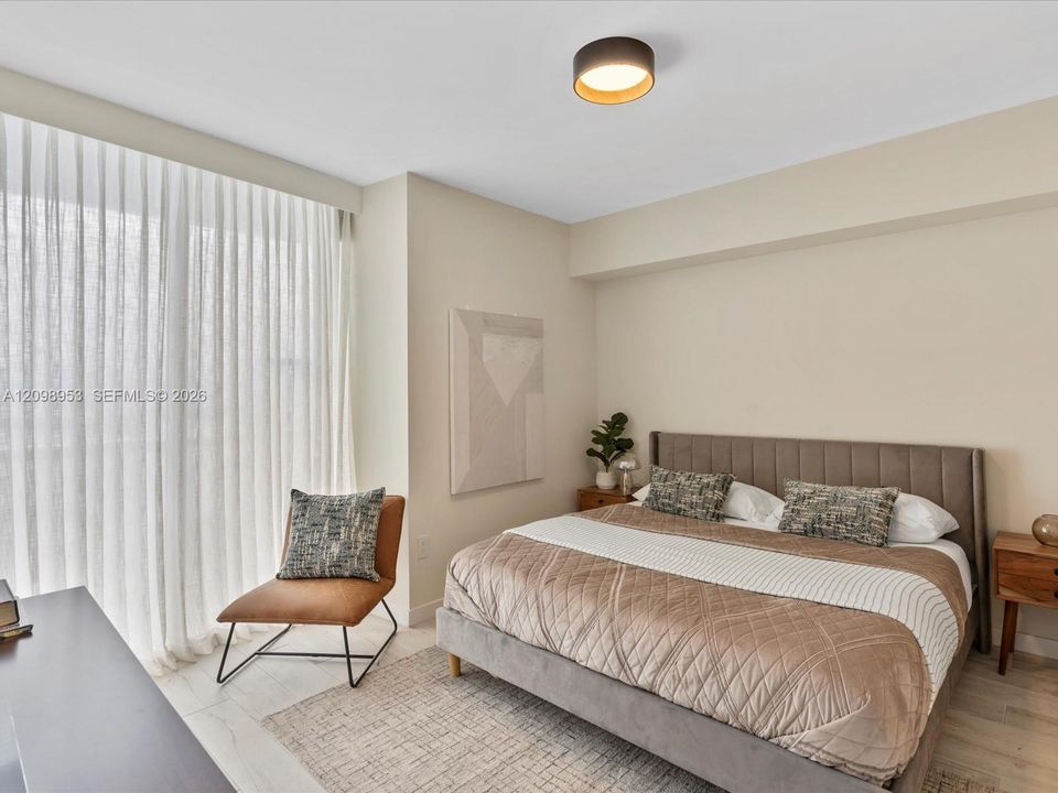 For Rent: $6,500 (2 beds, 2 baths, 1313 Square Feet)