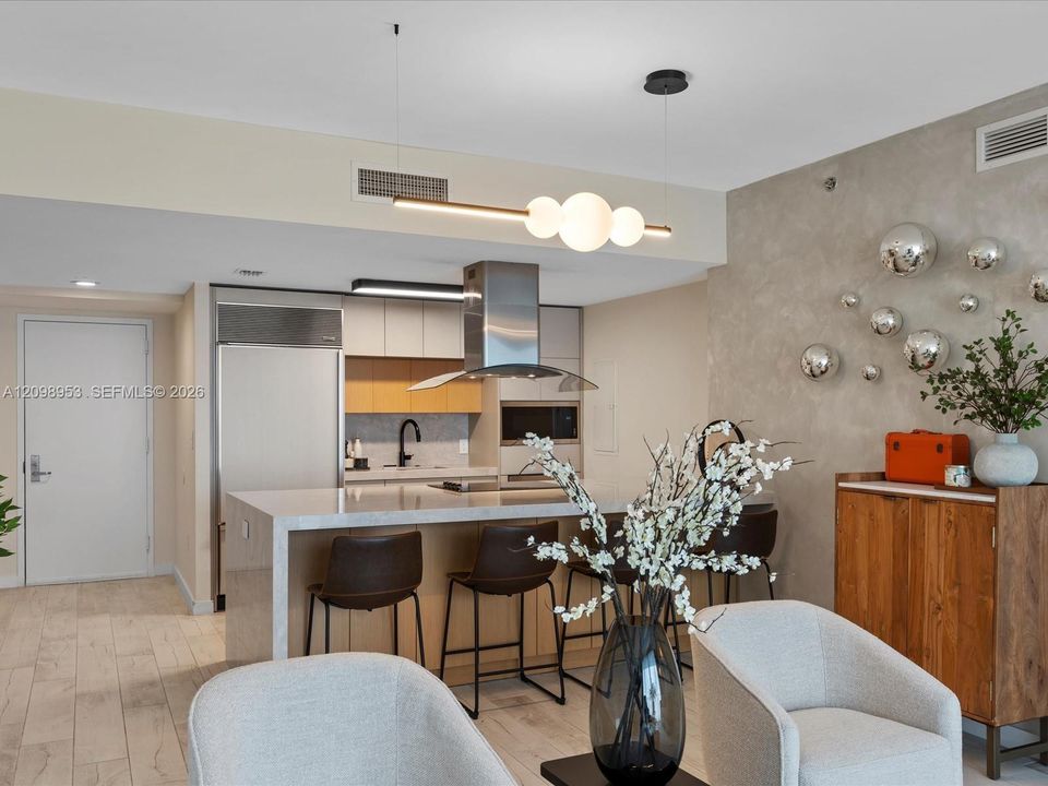 For Rent: $6,500 (2 beds, 2 baths, 1313 Square Feet)