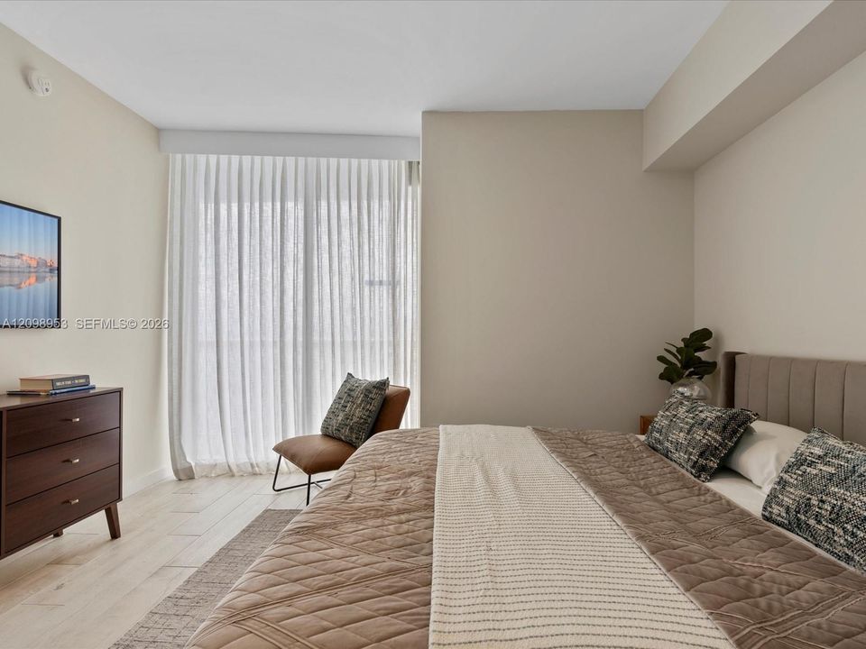 For Rent: $6,500 (2 beds, 2 baths, 1313 Square Feet)