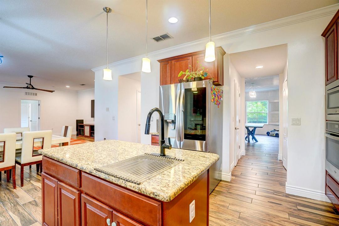 Island sink