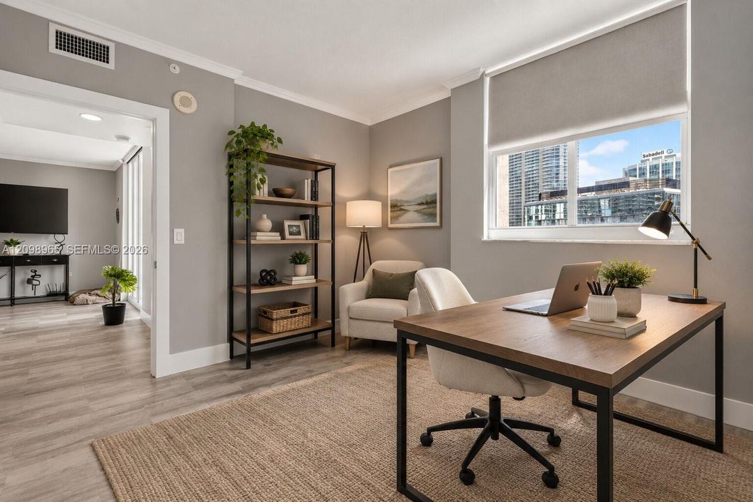 For Sale: $560,000 (2 beds, 2 baths, 1023 Square Feet)