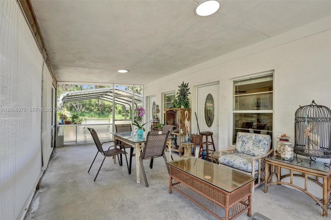 En Venta: $1,355,555 (6 camas, 7 baños, 9845 Pies cuadrados)