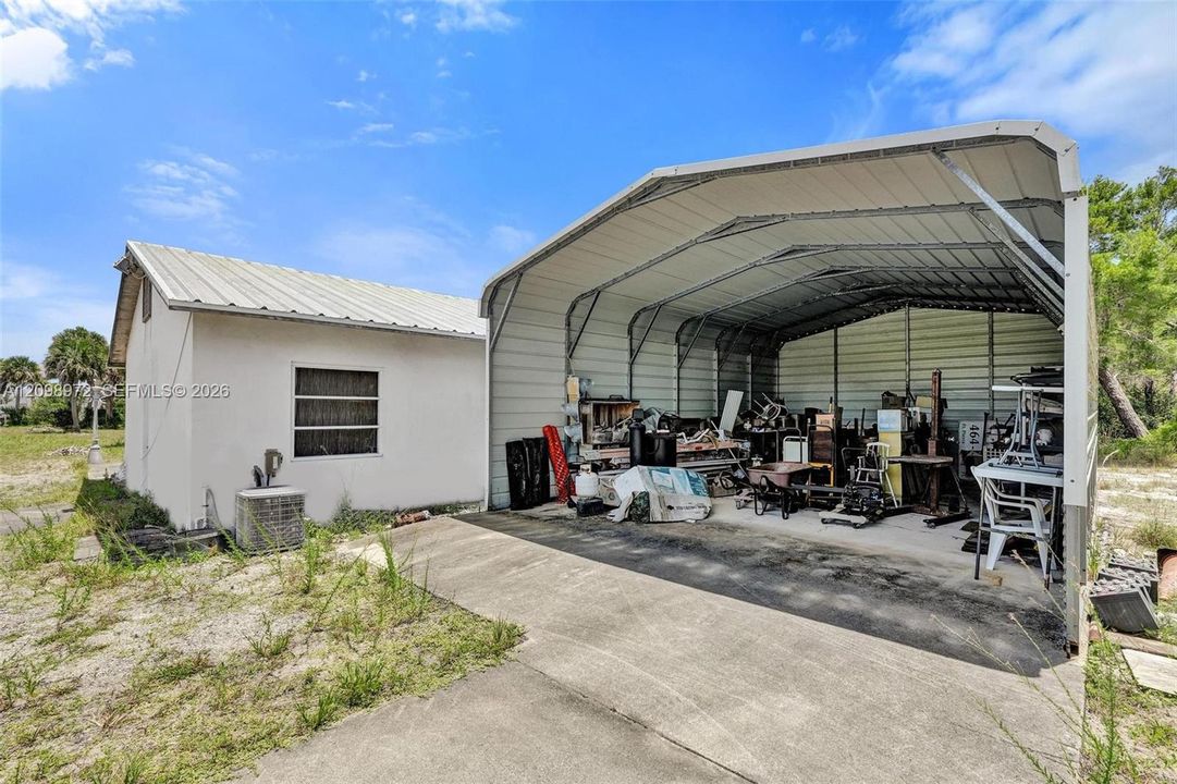 En Venta: $1,355,555 (6 camas, 7 baños, 9845 Pies cuadrados)