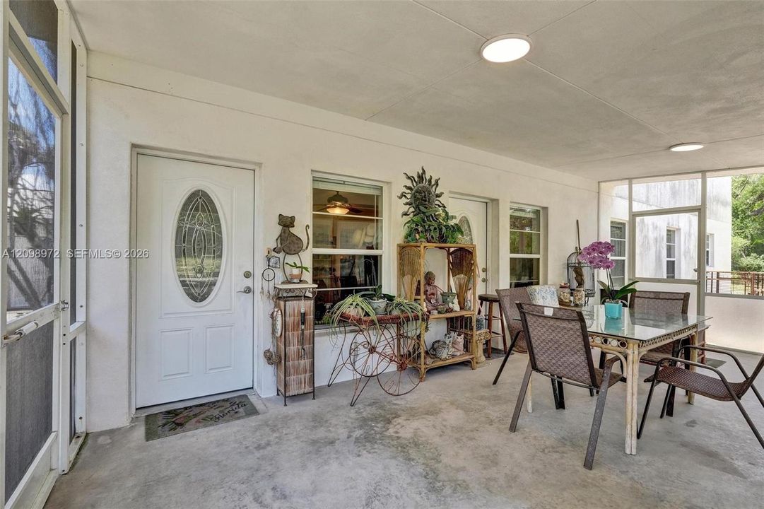 En Venta: $1,355,555 (6 camas, 7 baños, 9845 Pies cuadrados)