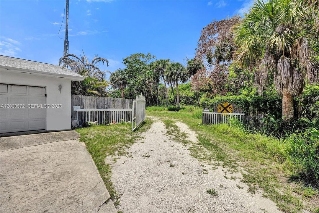 En Venta: $1,355,555 (6 camas, 7 baños, 9845 Pies cuadrados)