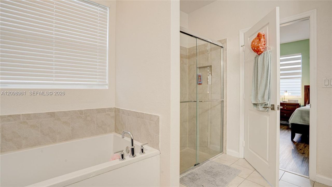 For Sale: $669,000 (4 beds, 2 baths, 1799 Square Feet)