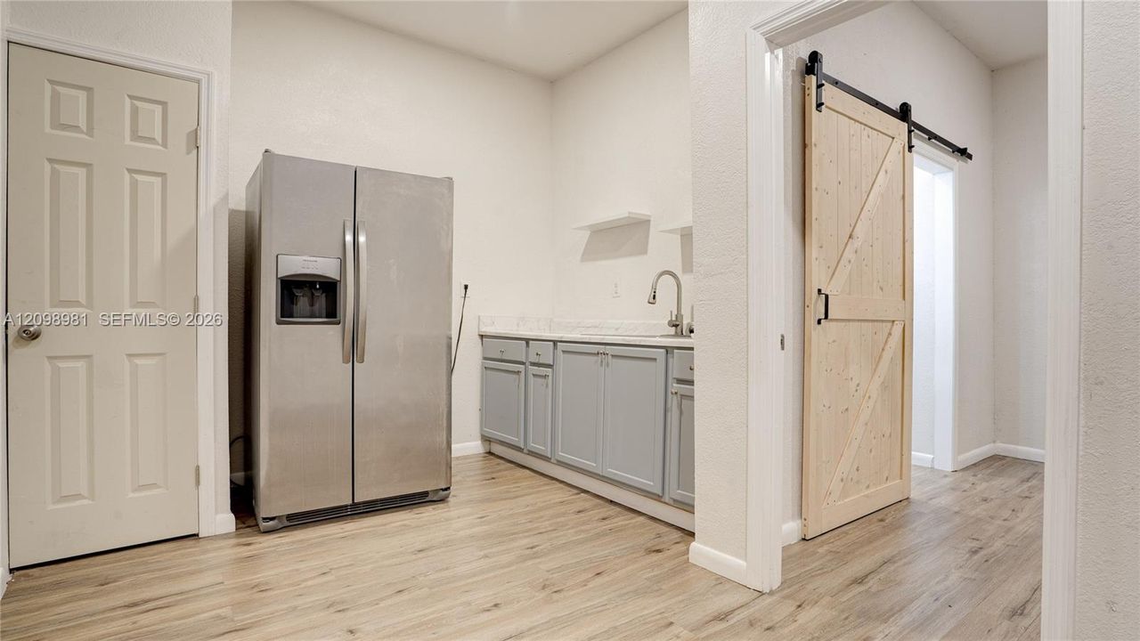 For Sale: $669,000 (4 beds, 2 baths, 1799 Square Feet)