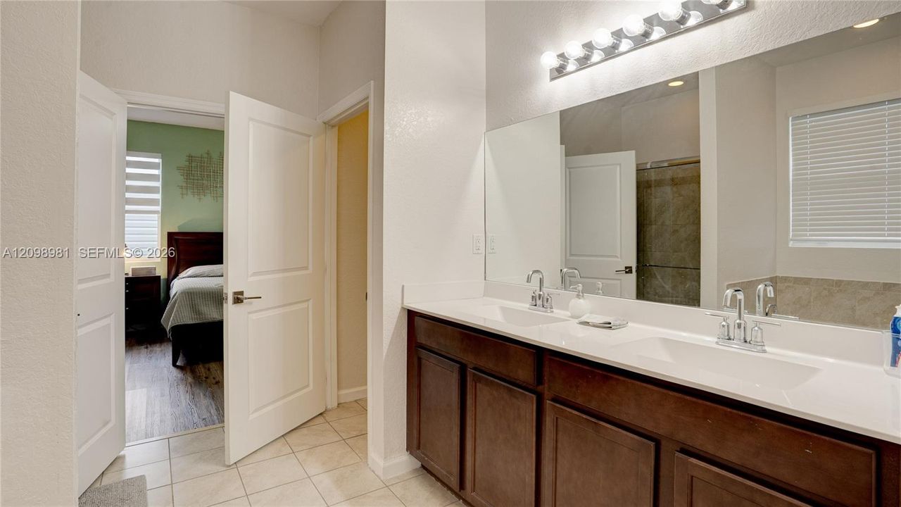 For Sale: $669,000 (4 beds, 2 baths, 1799 Square Feet)