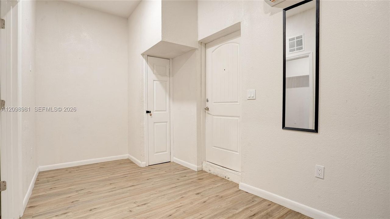 For Sale: $669,000 (4 beds, 2 baths, 1799 Square Feet)