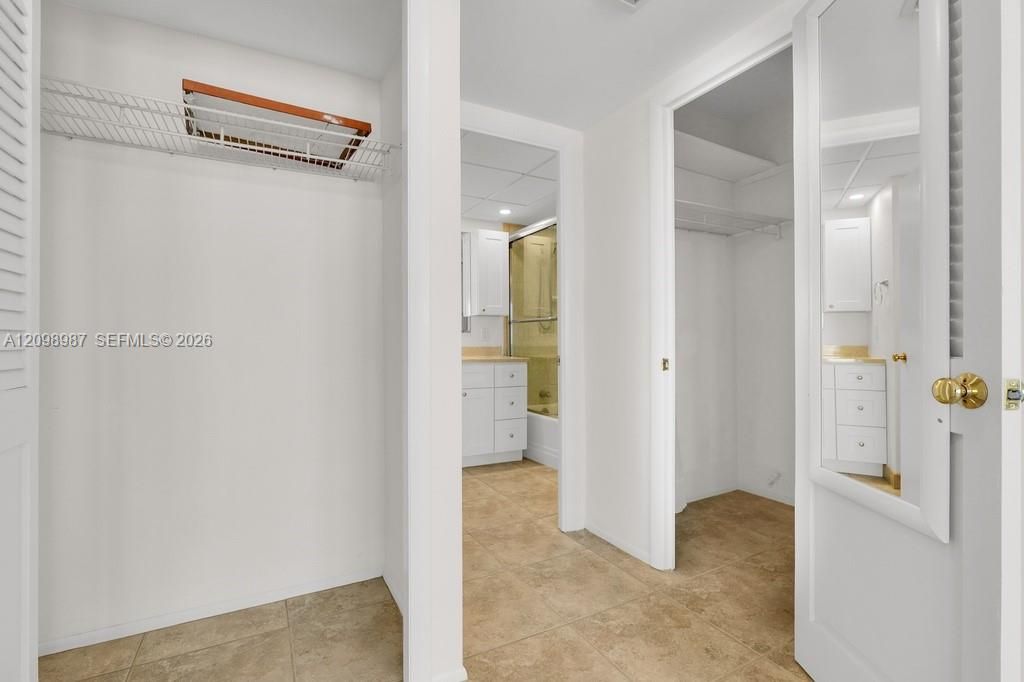 На продажу: $649,500 (1 спален, 1 ванн, 1190 Квадратных фут)
