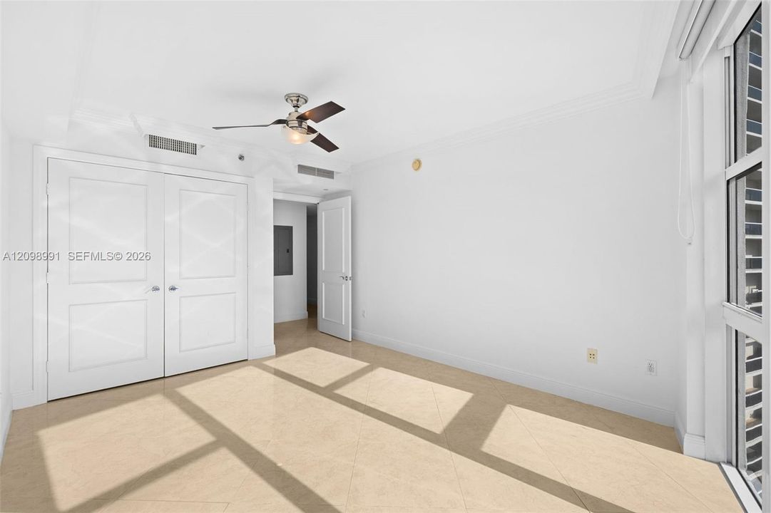 For Sale: $1,349,000 (2 beds, 2 baths, 1782 Square Feet)