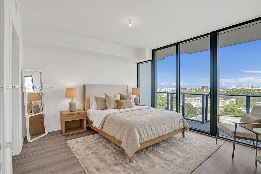 For Rent: $4,000 (1 beds, 1 baths, 1037 Square Feet)