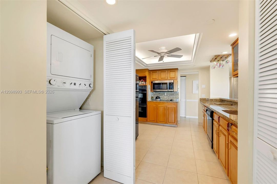 En Venta: $399,900 (2 camas, 2 baños, 1440 Pies cuadrados)