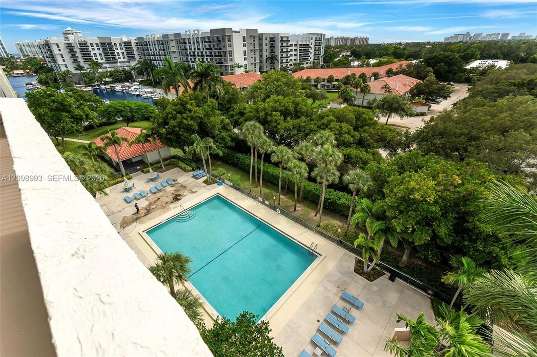En Venta: $399,900 (2 camas, 2 baños, 1440 Pies cuadrados)