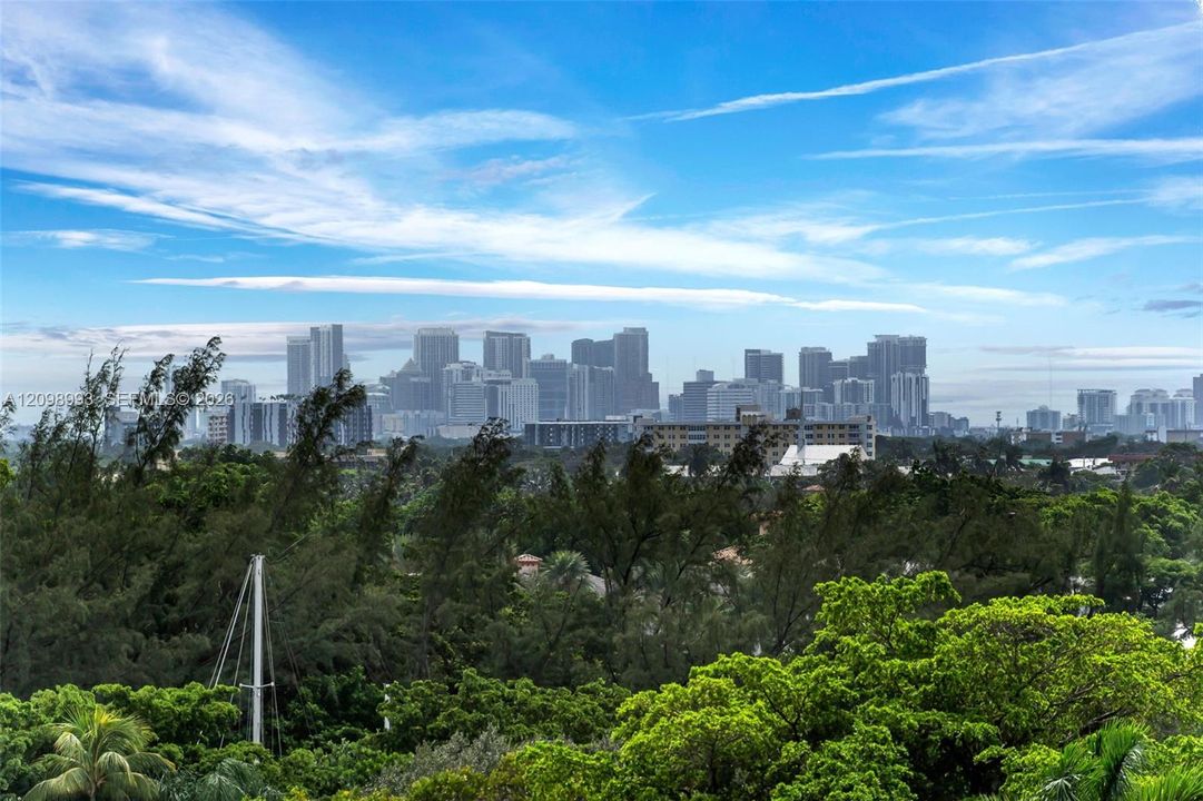 En Venta: $399,900 (2 camas, 2 baños, 1440 Pies cuadrados)