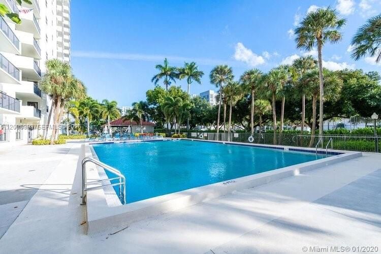 En Venta: $399,900 (2 camas, 2 baños, 1440 Pies cuadrados)