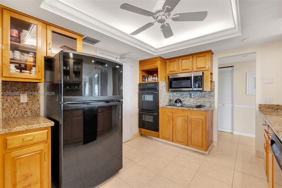 En Venta: $399,900 (2 camas, 2 baños, 1440 Pies cuadrados)