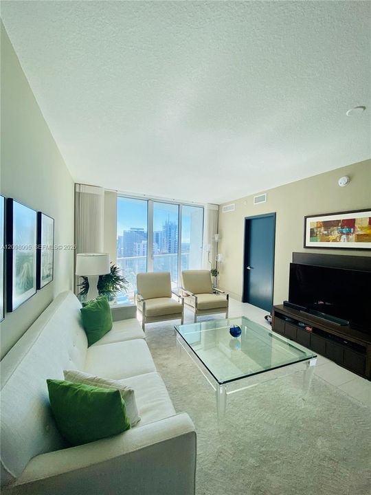 For Rent: $3,600 (2 beds, 2 baths, 1212 Square Feet)