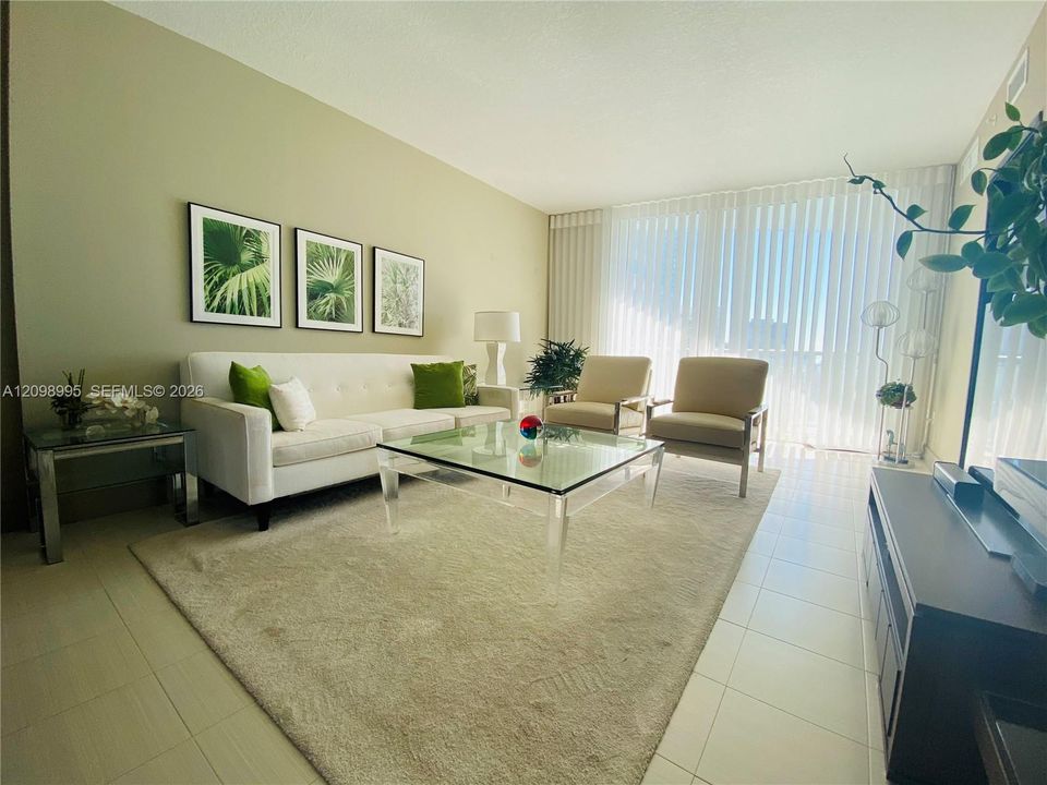 For Rent: $3,600 (2 beds, 2 baths, 1212 Square Feet)