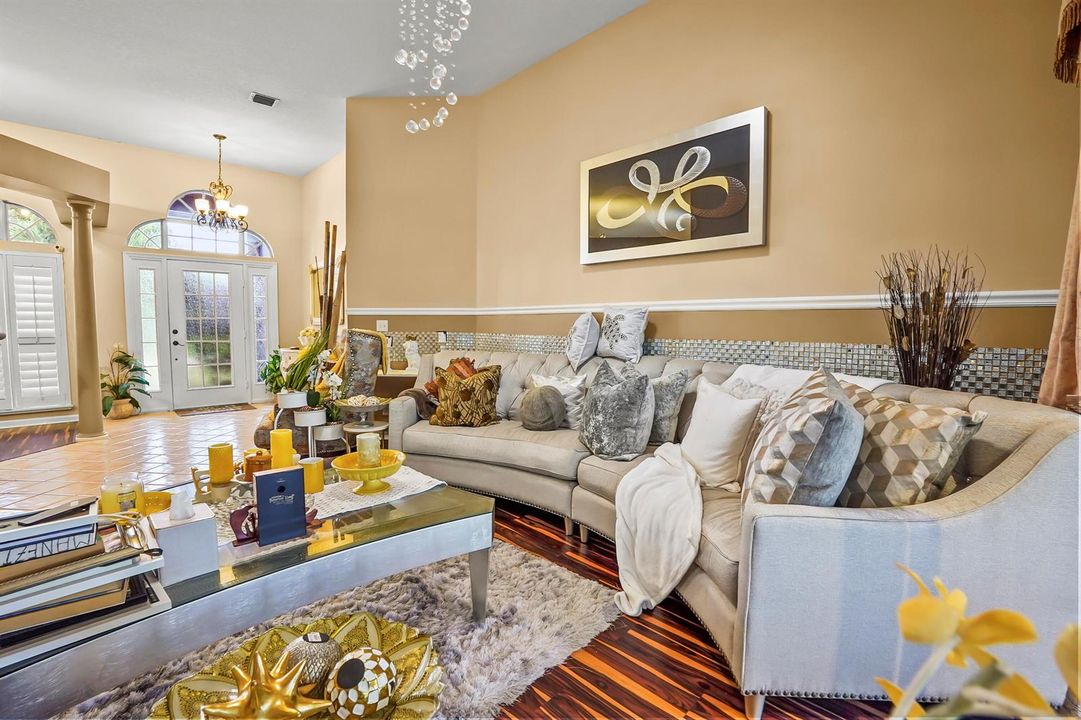 11 Living room 06