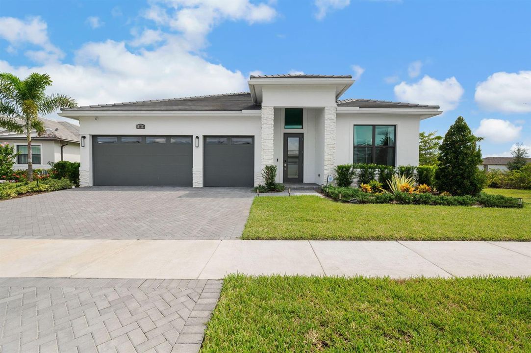 2-web-or-mls-13008 Shinnecock Dr - 2