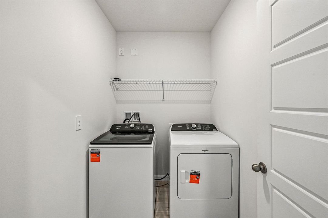 5590 Hampton Park Cir Vero (23)