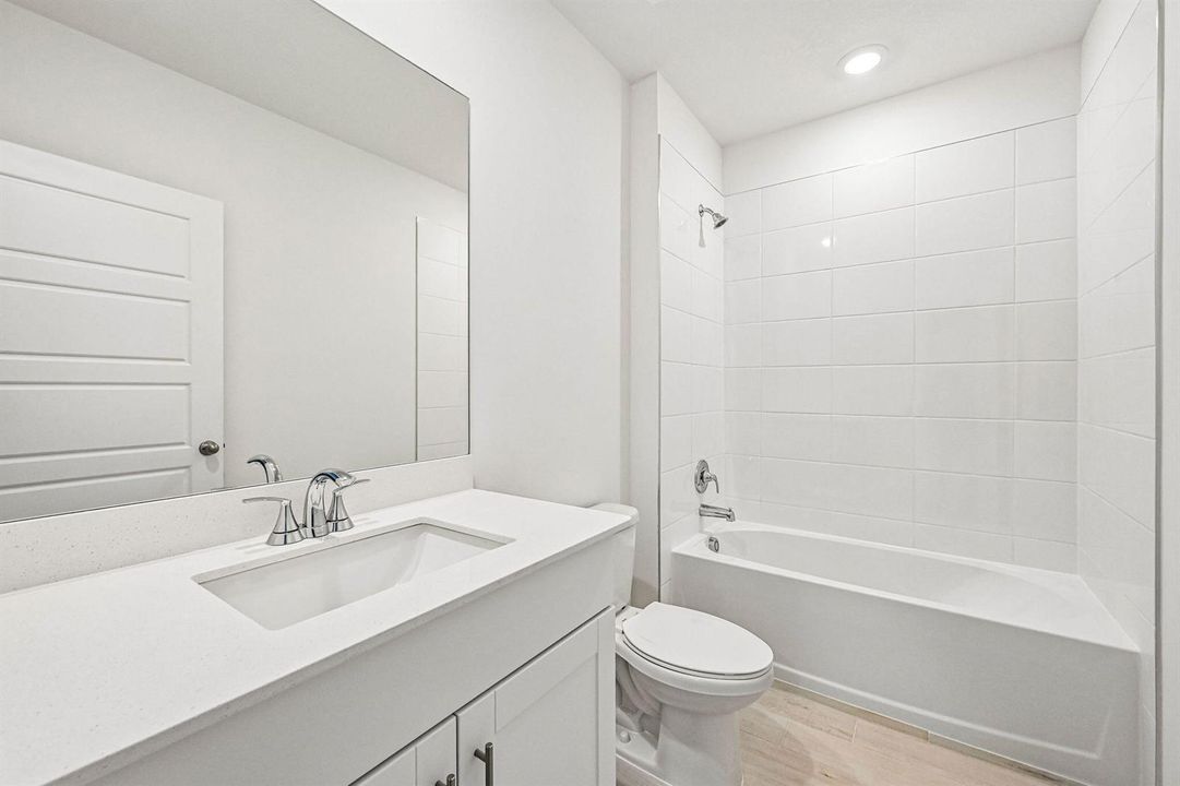 5590 Hampton Park Cir Vero (16)