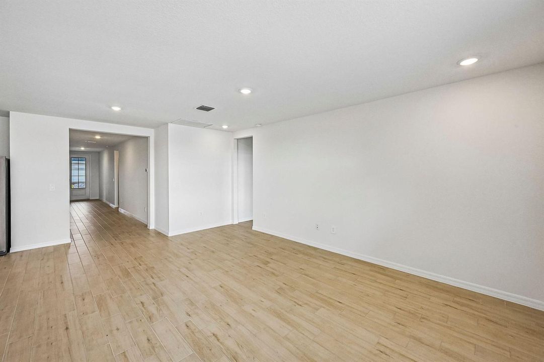 5590 Hampton Park Cir Vero (8)