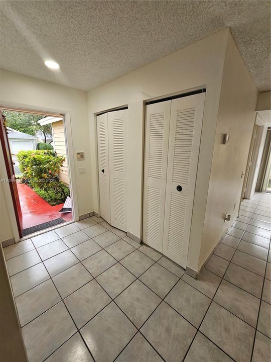 wELCOME! COAT AND AC CLOSET