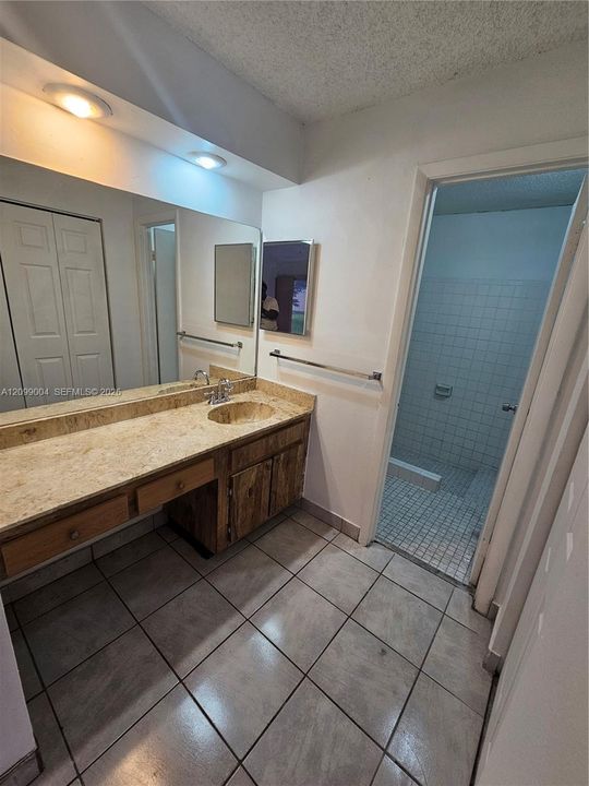 В аренду: $3,300 (3 спален, 2 ванн, 1397 Квадратных фут)