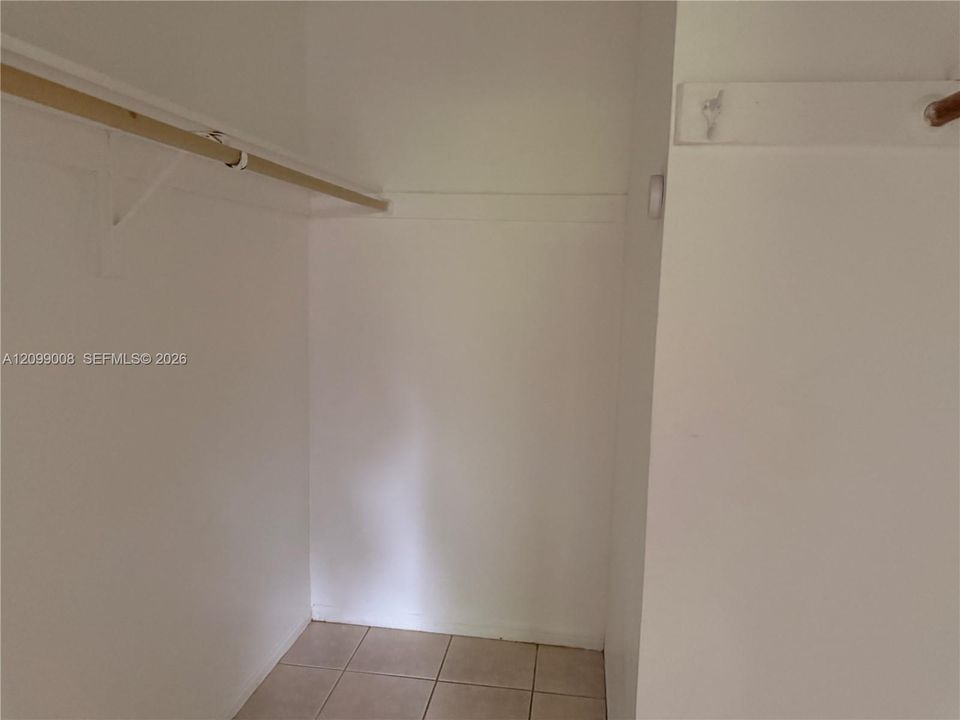 En Renta: $1,750 (1 camas, 1 baños, 700 Pies cuadrados)