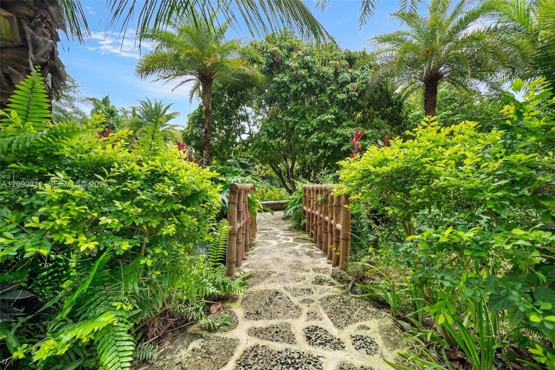 En Venta: $8,500,000 (3 camas, 3 baños, 2956 Pies cuadrados)