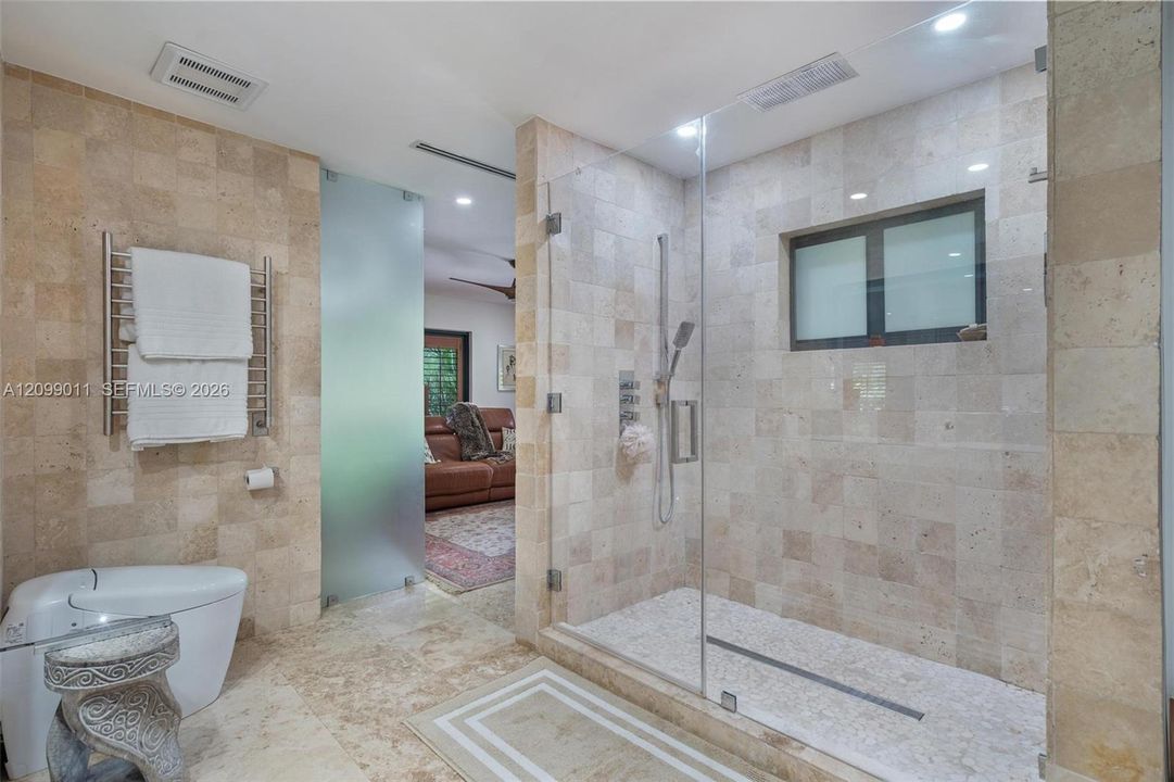 En Venta: $8,500,000 (3 camas, 3 baños, 2956 Pies cuadrados)