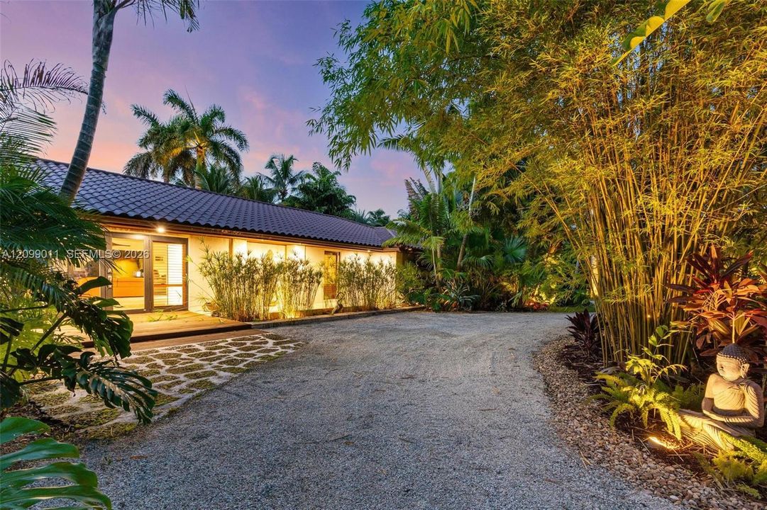 En Venta: $8,500,000 (3 camas, 3 baños, 2956 Pies cuadrados)