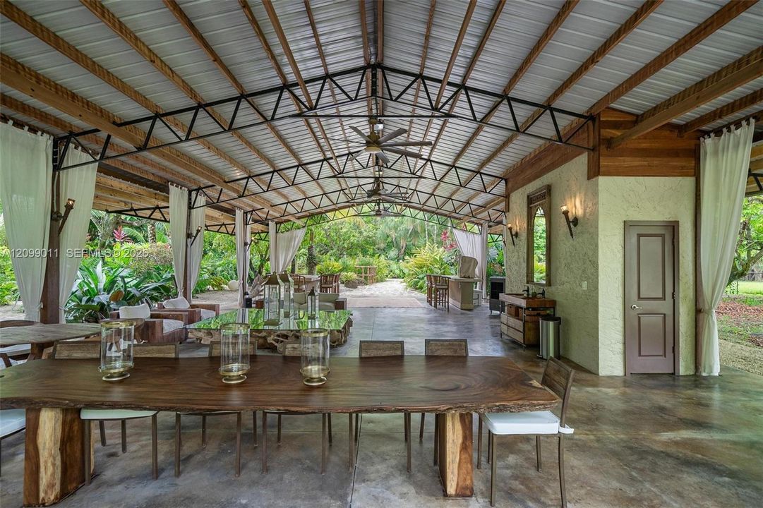 En Venta: $8,500,000 (3 camas, 3 baños, 2956 Pies cuadrados)