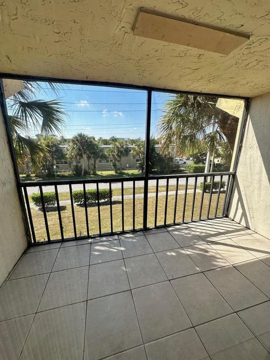 balcony