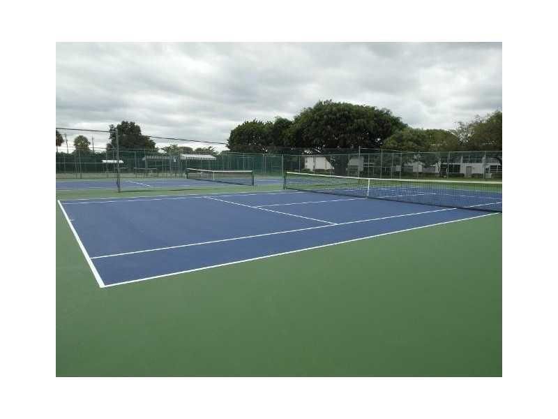 TENNIS