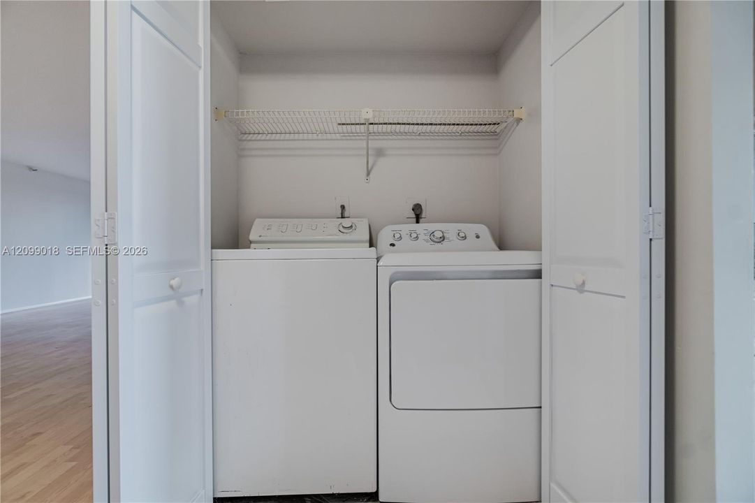 En Renta: $2,800 (3 camas, 2 baños, 1680 Pies cuadrados)