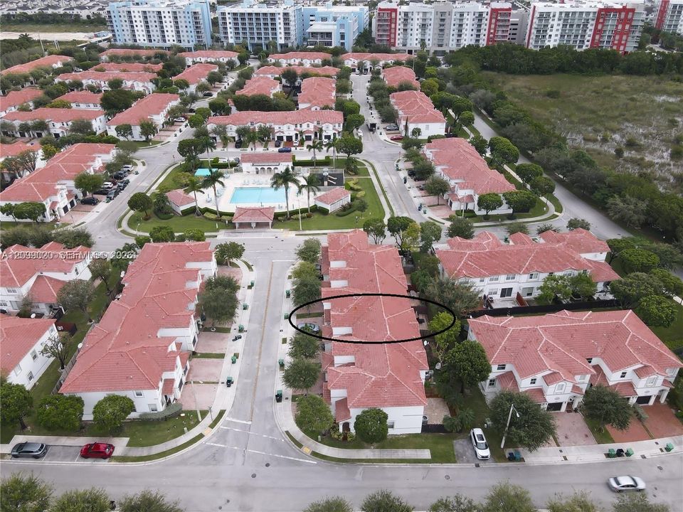 На продажу: $574,000 (3 спален, 2 ванн, 1683 Квадратных фут)
