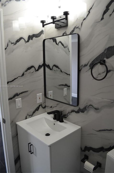 For Rent: $4,400 (3 beds, 2 baths, 2078 Square Feet)