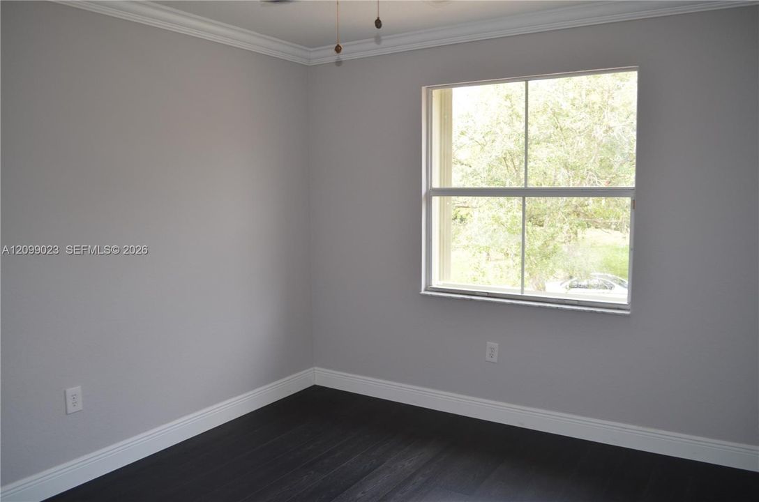 For Rent: $4,400 (3 beds, 2 baths, 2078 Square Feet)