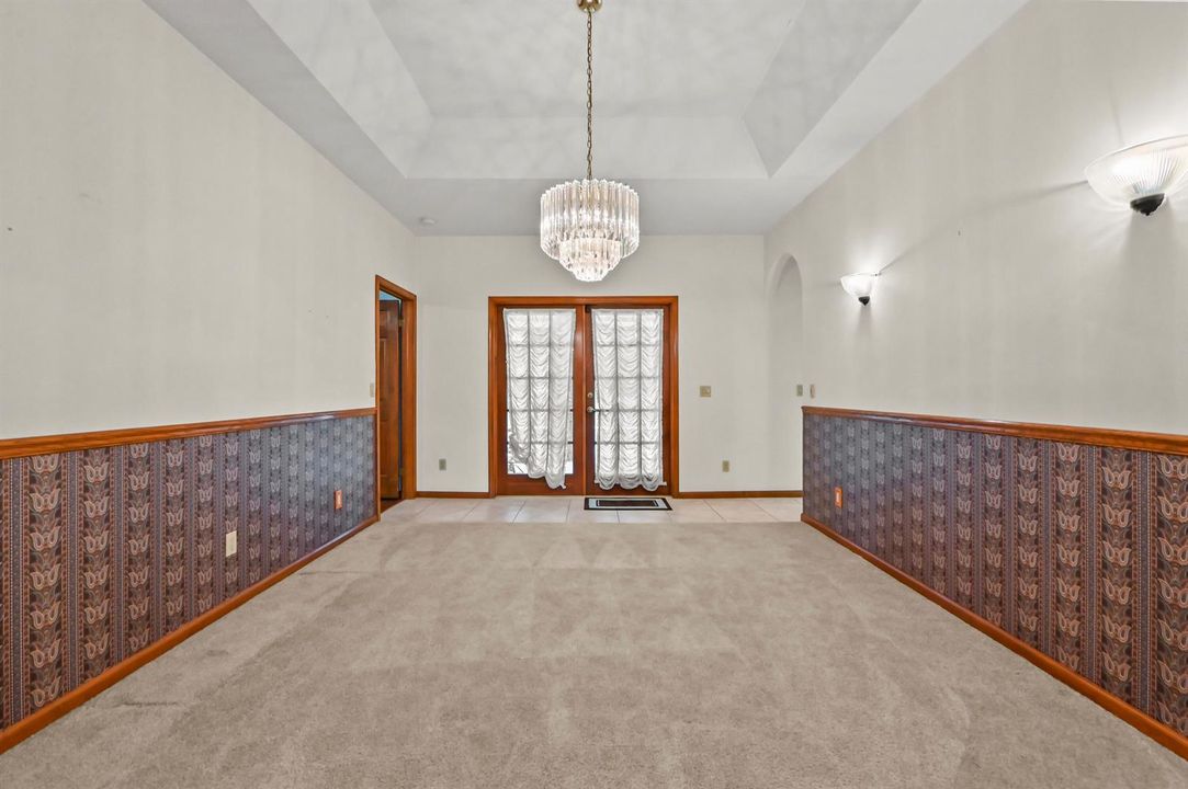 08 Dining room 01