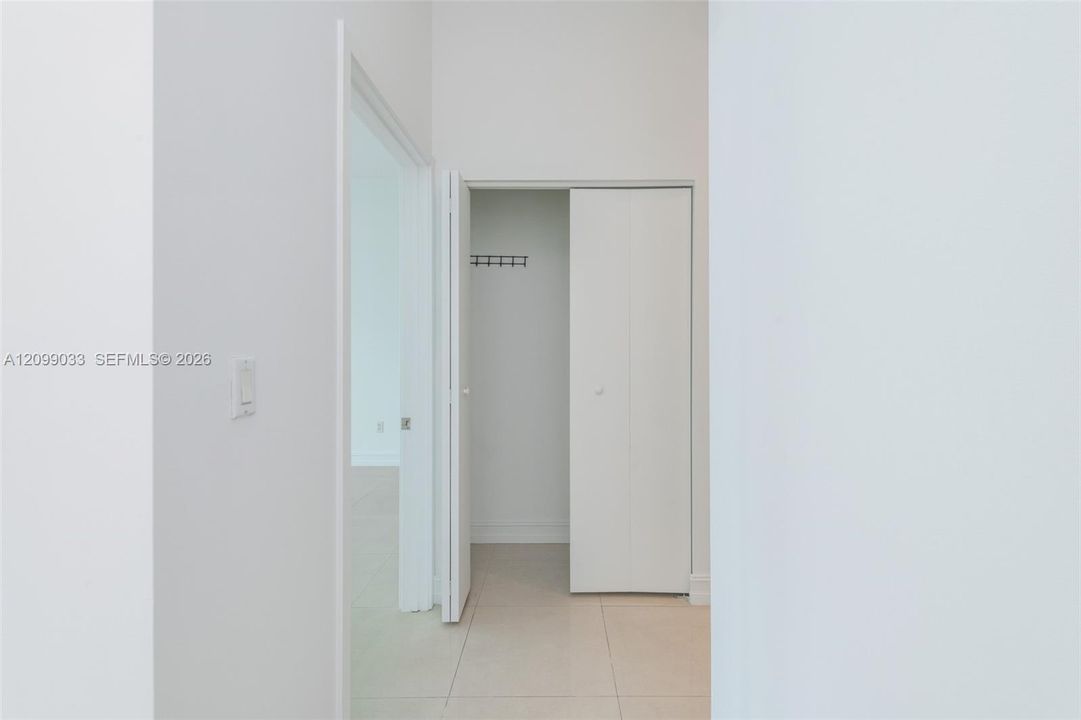 На продажу: $750,000 (1 спален, 1 ванн, 895 Квадратных фут)